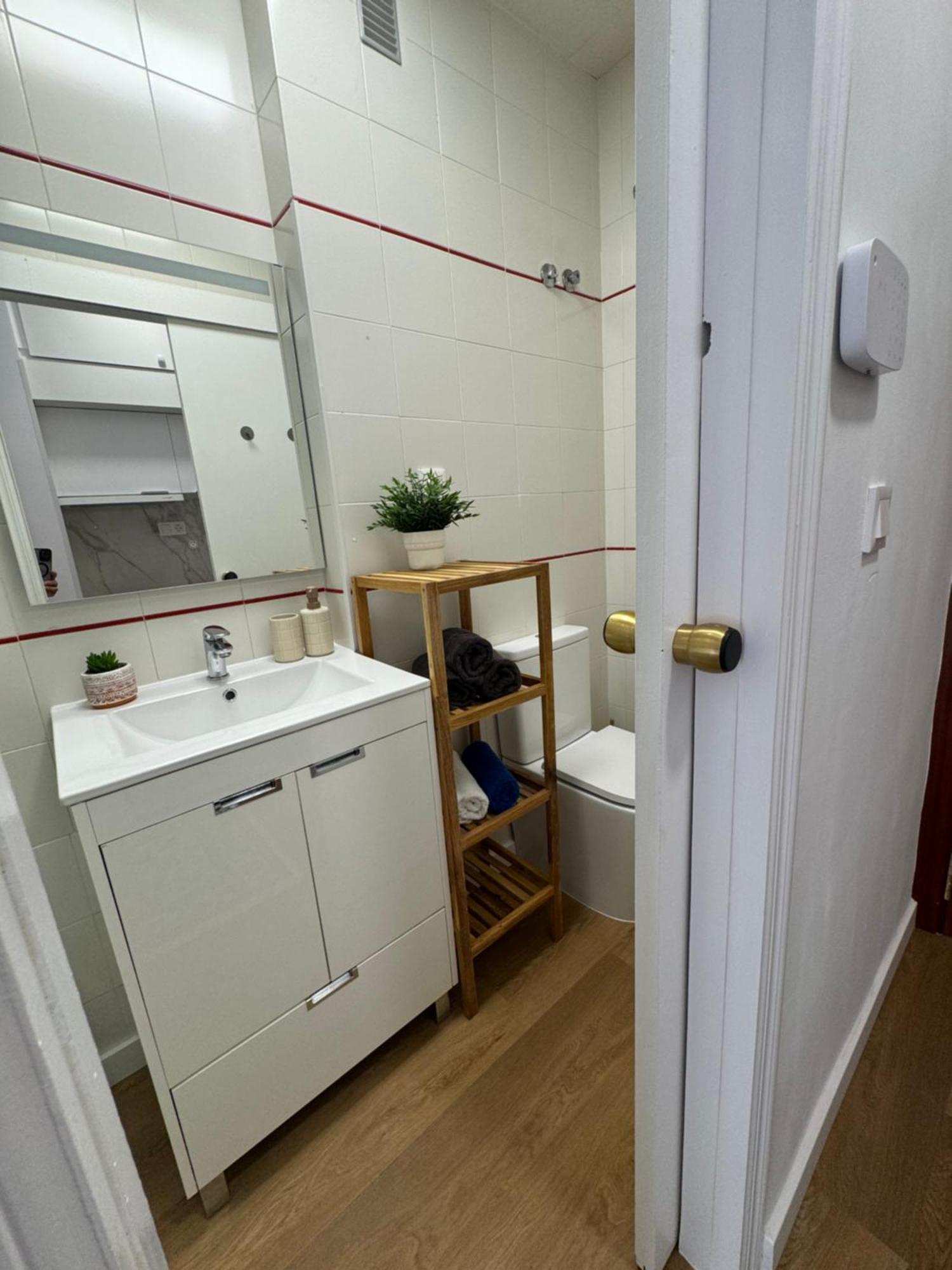 La Loma Apartment